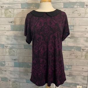 Black and pink peter-pan collar top size 3